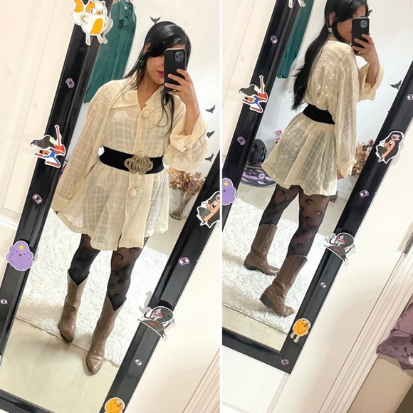 Vintage oversized Fall autumn sheer beige button down top - Picture 4 of 17